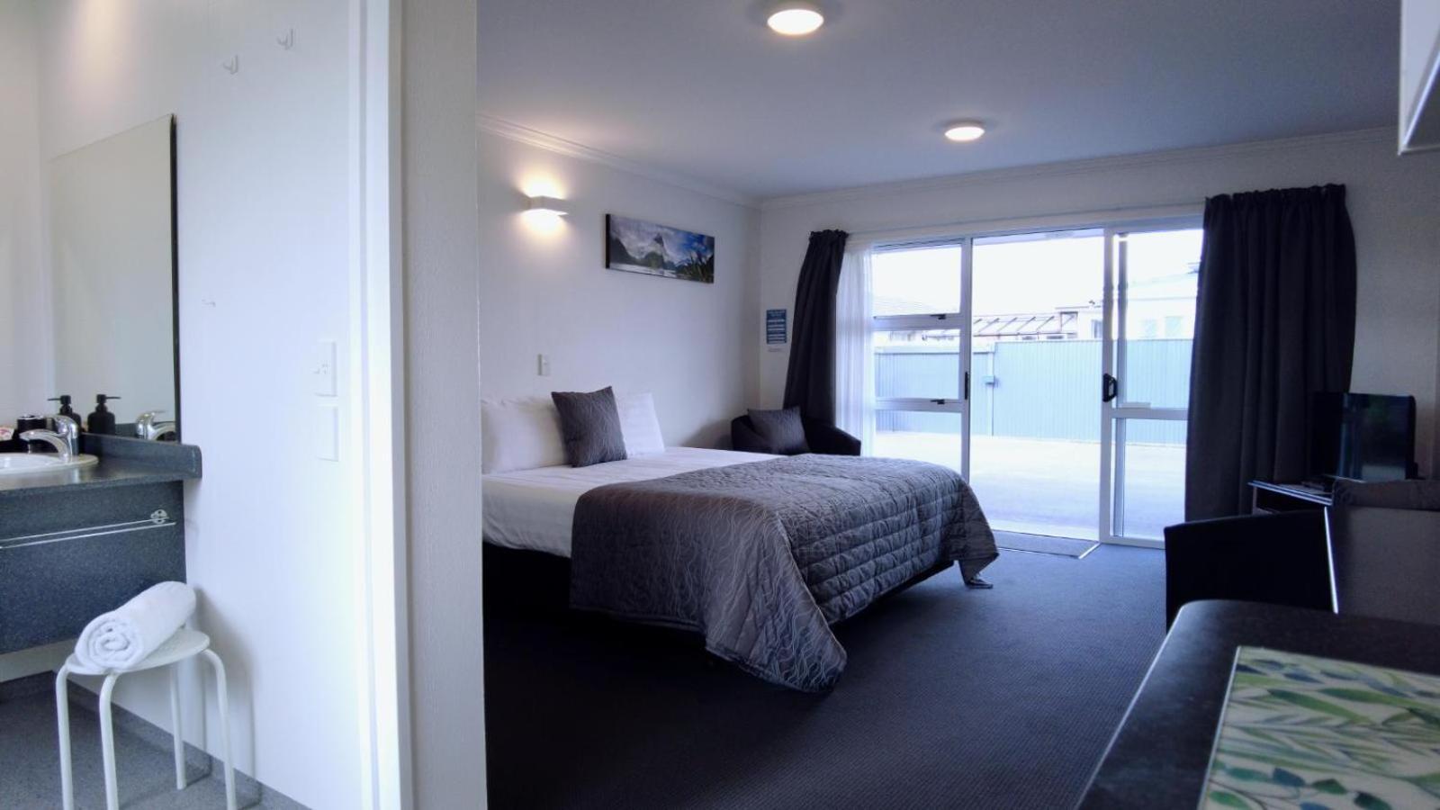 אינברקארגיל 554 Moana Court Motel מראה חיצוני תמונה